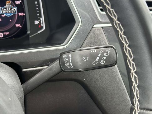 Used 2023 Volkswagen Tiguan SEL R-Line AWD/4WD image 25