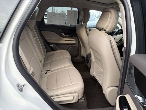 Certified 2024 Lincoln Corsair Reserve w/ Equipment Group 202A image 17