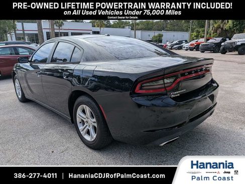 Used 2015 Dodge Charger SE w/ Popular Equipment Group RWD image 5