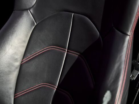 Used 2019 Ferrari 488 Spider Base image 44