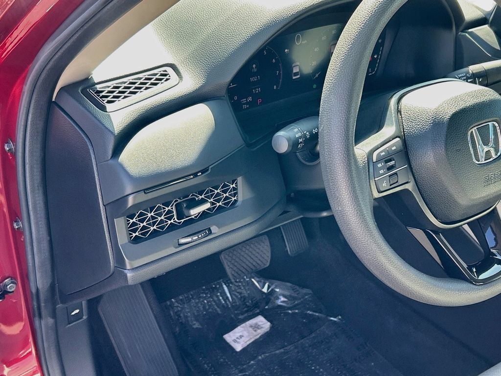 Certified 2026 Honda Accord SE image 10