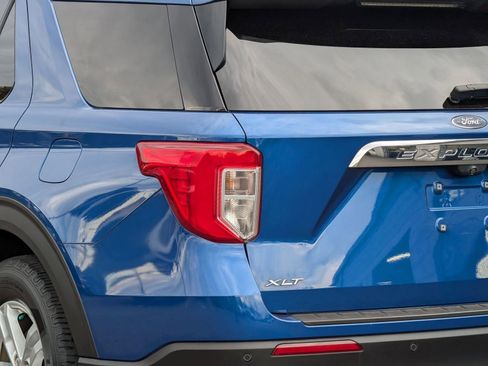 Used 2020 Ford Explorer XLT w/ Equipment Group 202A image 13