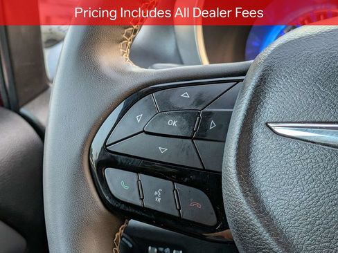 Used 2022 Chrysler Pacifica Touring-L w/ S Appearance Package FWD image 26