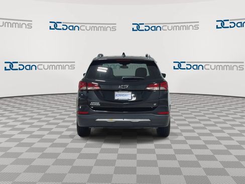 Used 2023 Chevrolet Equinox LT FWD image 7