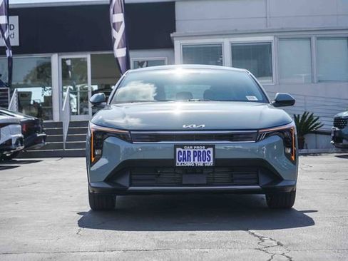 New 2026 Kia K4 EX image 3