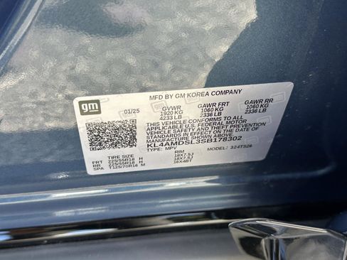 Used 2025 Buick Encore GX Sport Touring image 33