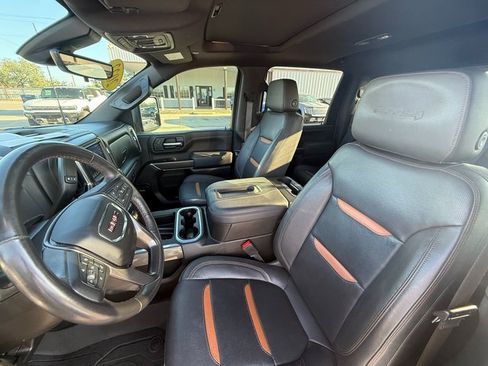 Used 2022 GMC Sierra 2500 AT4 w/ AT4 Premium Plus Package image 11