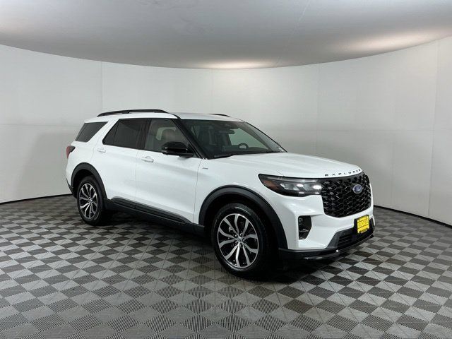 Used 2026 Ford Explorer ST-Line AWD/4WD image 3