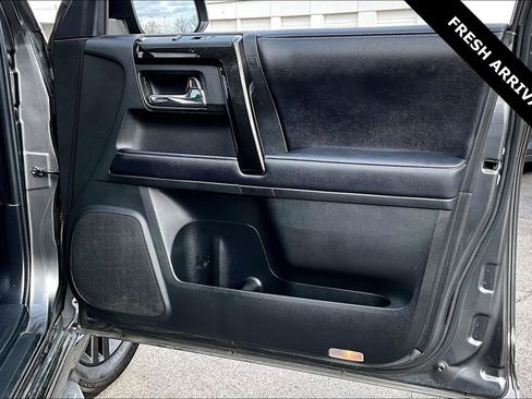 Used 2019 Toyota 4Runner Limited image 27