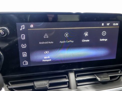 New 2026 Chevrolet Trax LT w/ Driver Confidence Package image 15