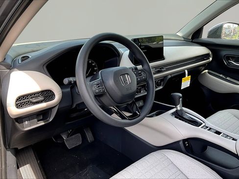 New 2026 Honda HR-V LX image 16