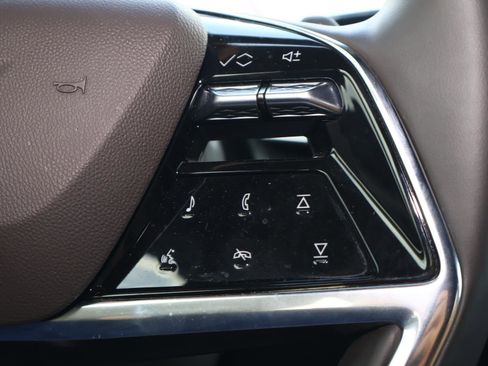 Used 2025 Cadillac Escalade Premium Luxury image 27