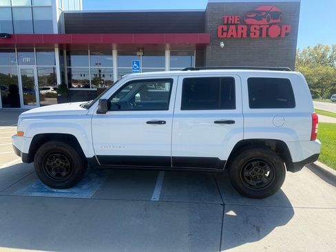 Used 2014 Jeep Patriot Sport image 1