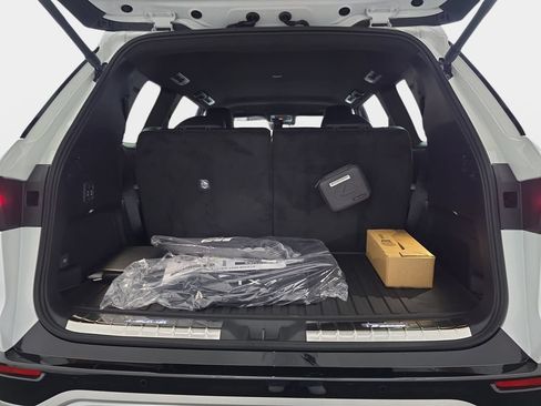 New 2026 Lexus TX 500h AWD image 12