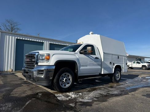 Used 2017 GMC Sierra 3500 4x4 Regular Cab image 1