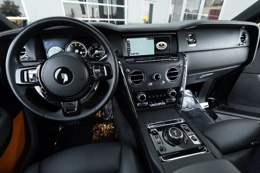 Used 2019 Rolls-Royce Cullinan AWD/4WD image 32