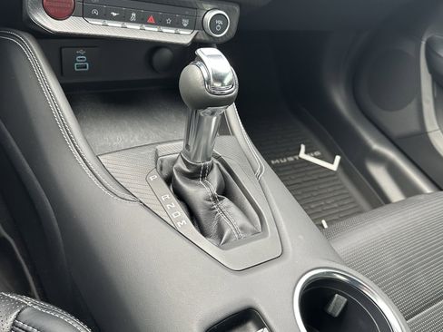 Used 2025 Ford Mustang GT Premium image 27