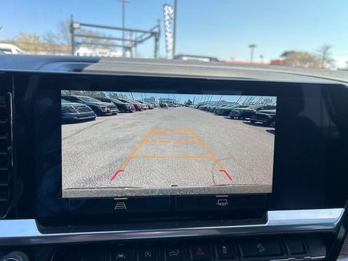 Used 2023 Chevrolet Silverado 1500 LT image 22