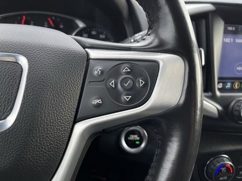 Used 2019 GMC Terrain SLT w/ Preferred Package image 16