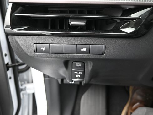 New 2025 Nissan Murano SV image 12