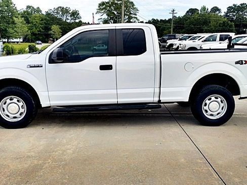 Used 2017 Ford F150 XL w/ Equipment Group 101A Mid image 6