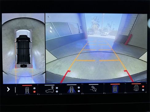 Used 2024 GMC Hummer EV 2X w/ Extreme Off-Road Package image 15