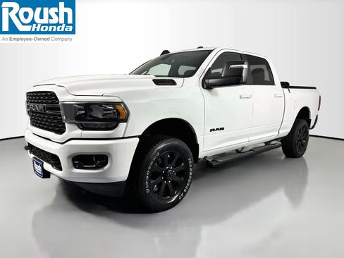 Used 2024 RAM 2500 Big Horn w/ Night Edition AWD/4WD image 1