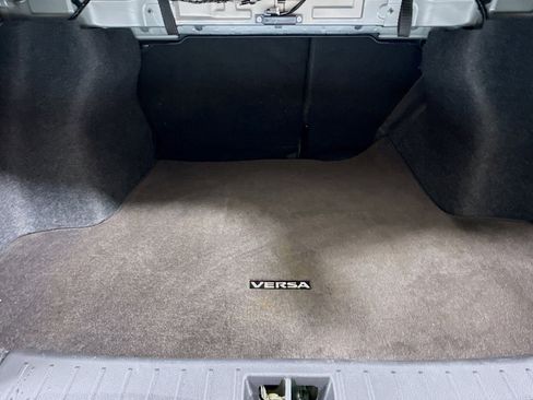 Used 2025 Nissan Versa SV w/ Trunk Package image 35