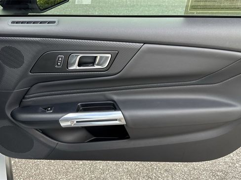 Used 2024 Ford Mustang GT Premium image 44