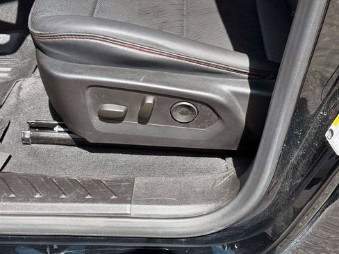 Used 2024 GMC Canyon AT4X AWD/4WD image 20