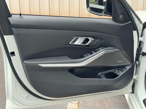Used 2021 BMW 330e w/ M Sport Package RWD image 45