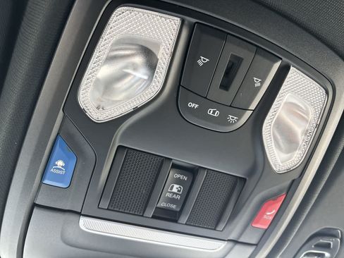 Used 2022 RAM 2500 Tradesman AWD/4WD image 30