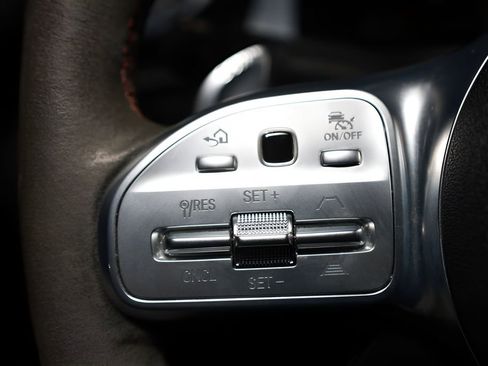 Used 2023 Mercedes-Benz CLA 35 AMG 4MATIC image 39