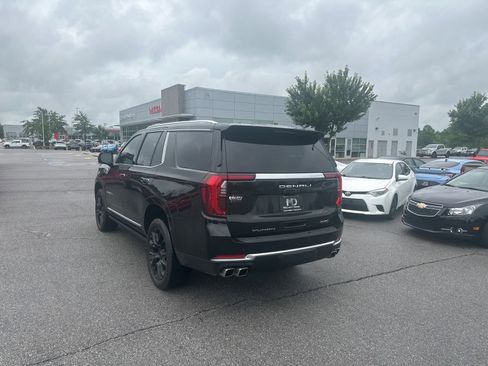 Used 2026 GMC Yukon Denali w/ Sun & Power Step Package AWD/4WD image 7