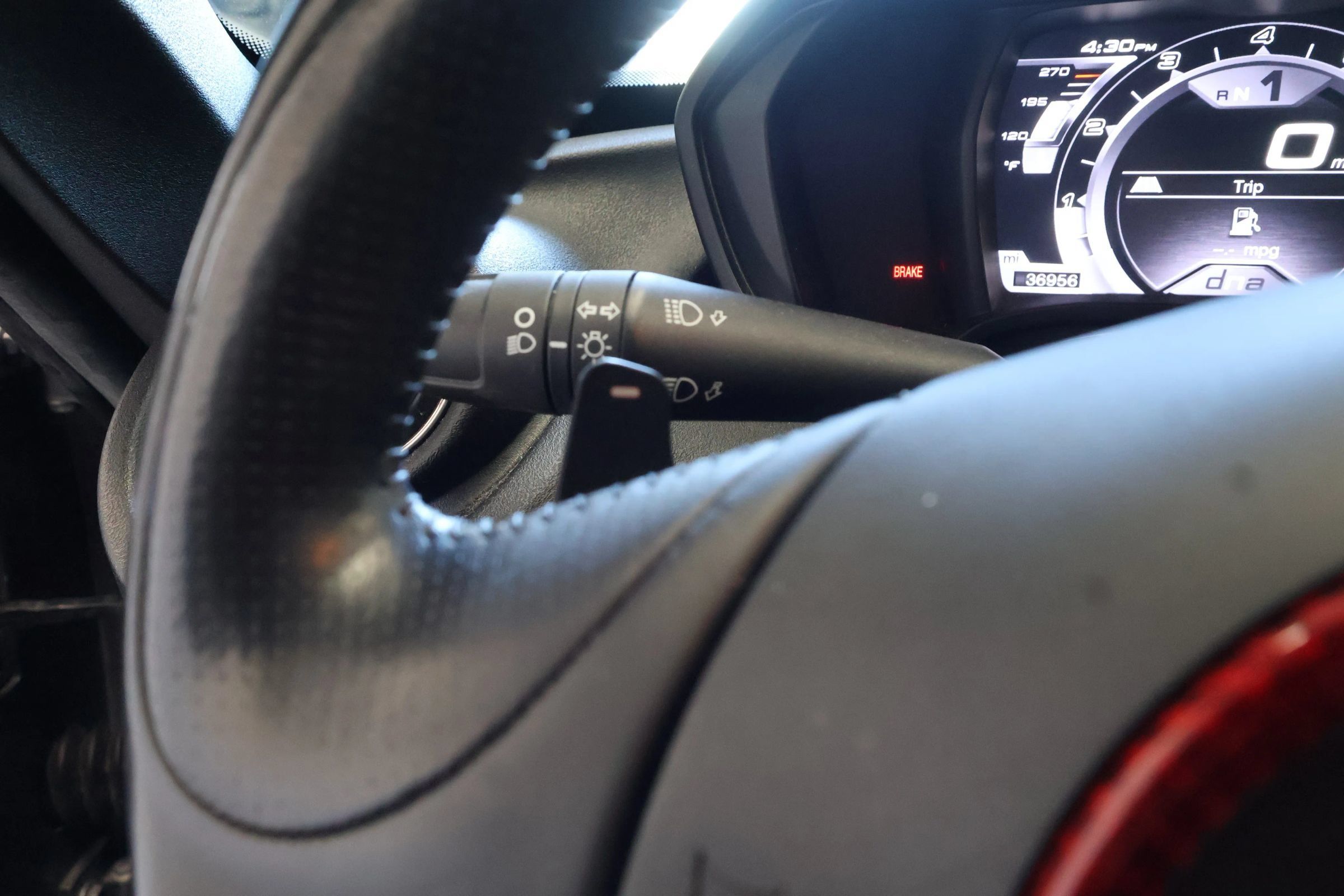 Used 2017 Alfa Romeo 4C Coupe RWD image 19