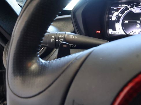 Used 2017 Alfa Romeo 4C Coupe RWD image 19