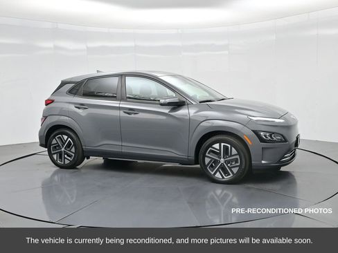 Used 2023 Hyundai Kona Limited image 4