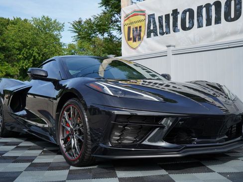 Used 2024 Chevrolet Corvette Stingray Preferred Cpe w/ Z51 Performance Package RWD image 88