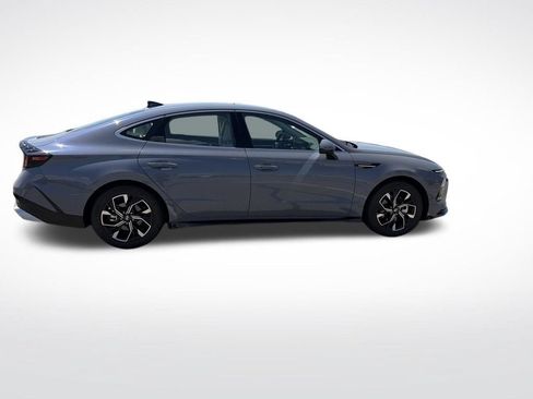 Used 2025 Hyundai Sonata SEL FWD image 6