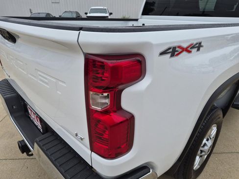 Certified 2025 Chevrolet Silverado 2500 LT w/ Convenience Package AWD/4WD image 8