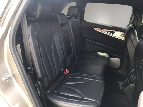 Used 2016 Lincoln MKX Reserve w/ Luxury Package AWD/4WD image 54