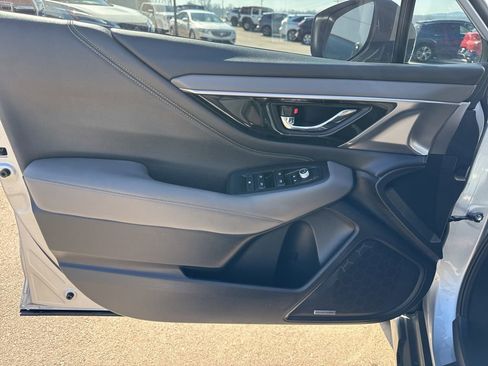 Used 2024 Subaru Outback Onyx Edition XT image 10