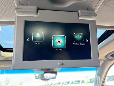 Used 2019 GMC Yukon XL Denali image 28