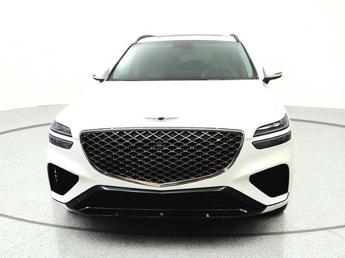 Used 2022 Genesis GV70 3.5T Sport w/ Sport Advanced Package AWD/4WD image 2