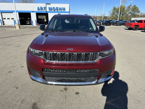 Used 2022 Jeep Grand Cherokee L Laredo w/ Luxury Tech Group I image 13