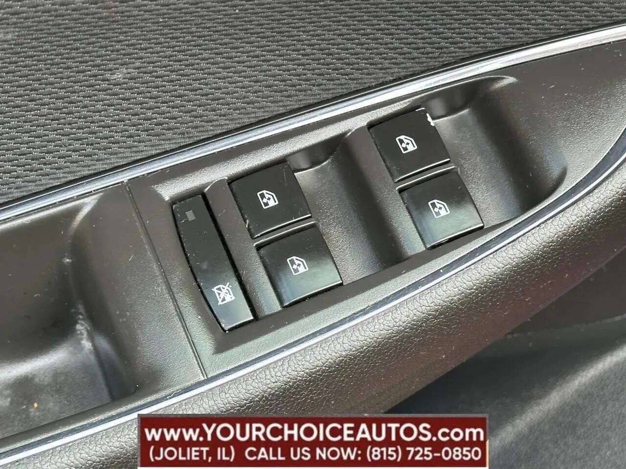 Used 2019 Chevrolet Cruze LT w/ Convenience Package FWD image 33