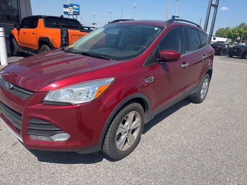 Used 2014 Ford Escape SE w/ Equipment Group 201A image 6