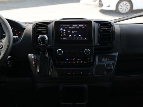 Used 2026 RAM ProMaster 2500 w/ Convenience Group FWD image 26