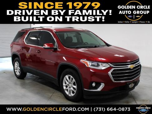 Used 2021 Chevrolet Traverse LT AWD/4WD image 1