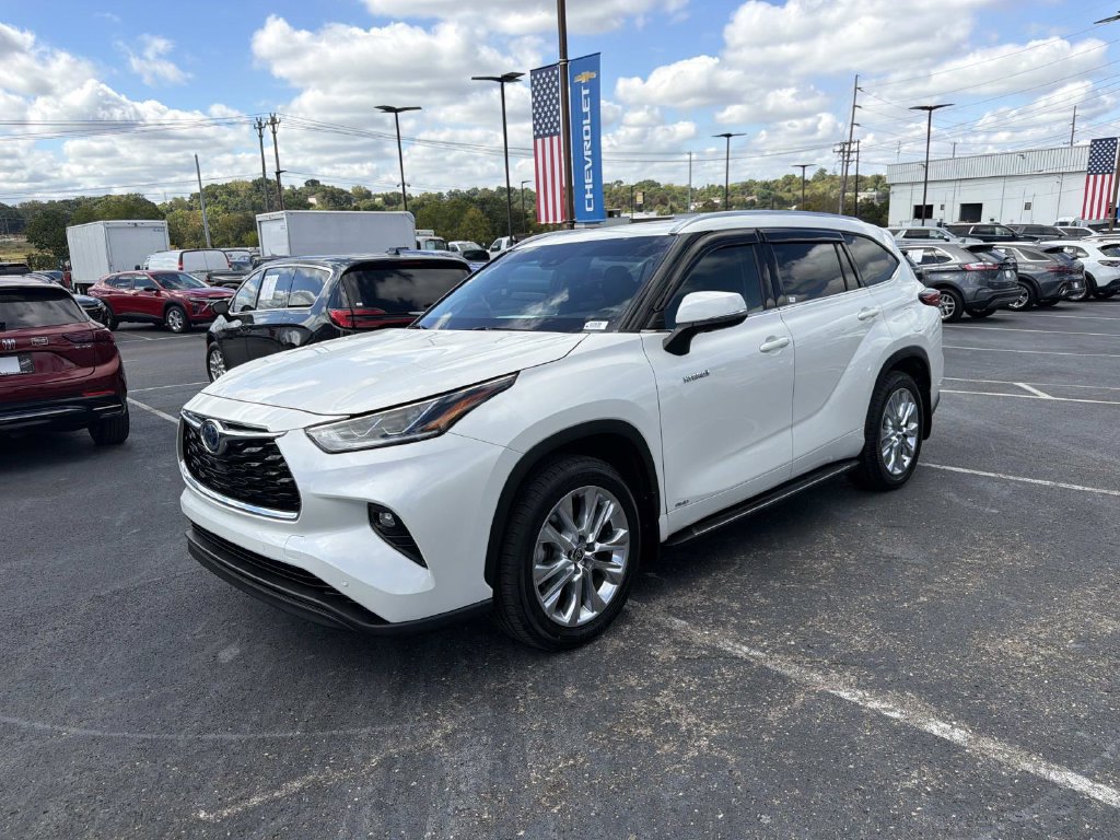 Used 2021 Toyota Highlander Limited AWD/4WD image 7